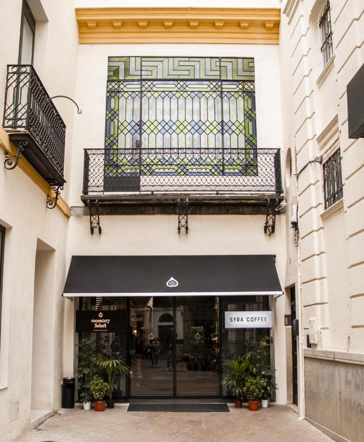 Select Tetuan 3* Seville