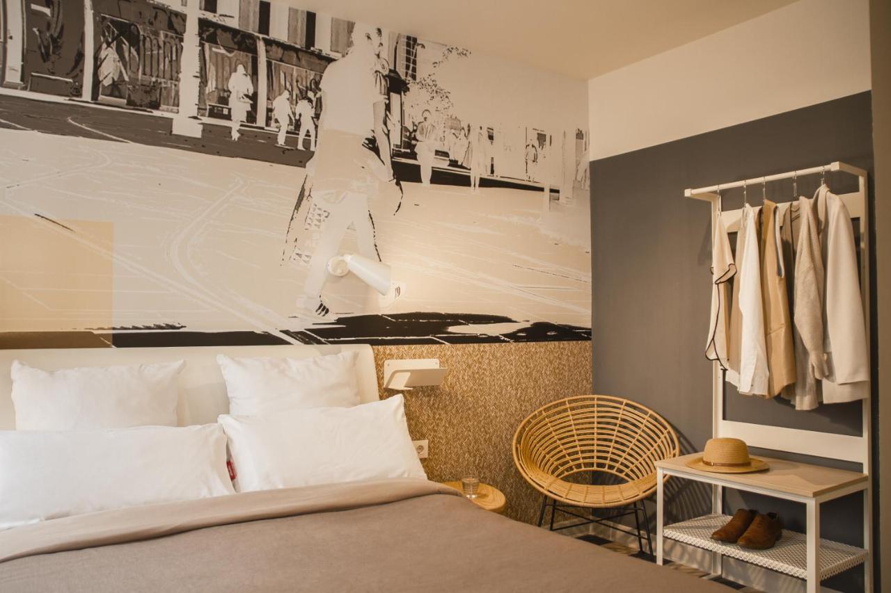 Guest house Select Tetuan Seville